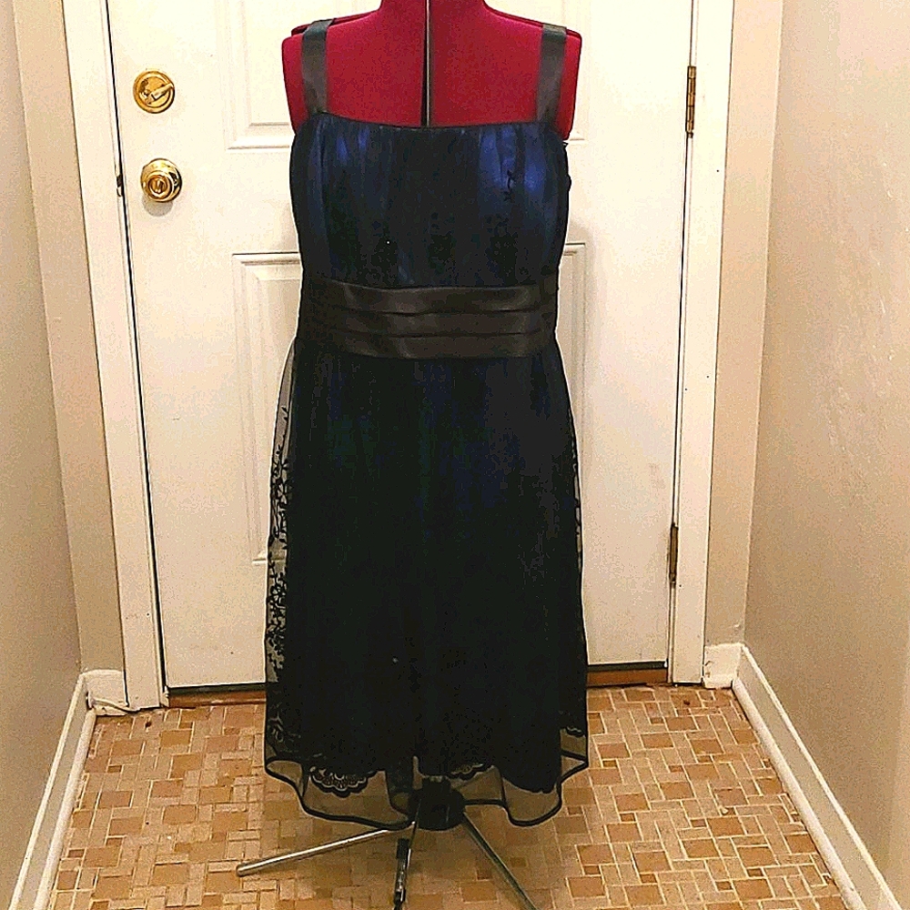 R & M Richards Navy & Black Lace Cocktail Dress